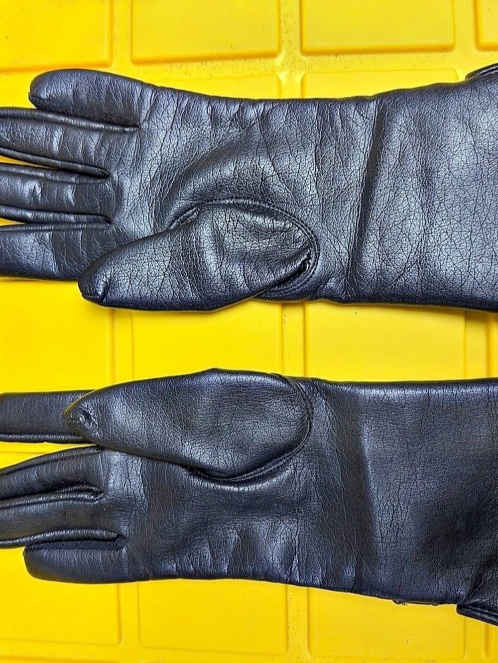 Bundle of 9 Women's Gloves Assorted Colors